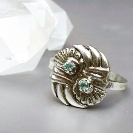 Green beryl ring silver