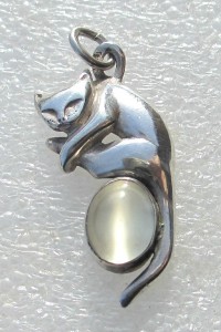 Moonstone cat pendant