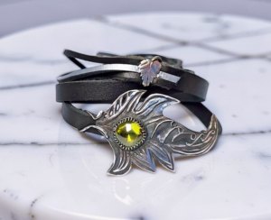 Leather wrap bracelet fine silver leaf, amber