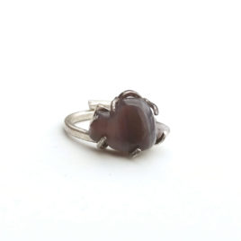 Gree cat agate ring, carved cat figure in sterling silver, custom size ring