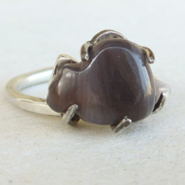 Grey cat ring sterling silver and banded agate (aka Botswana)