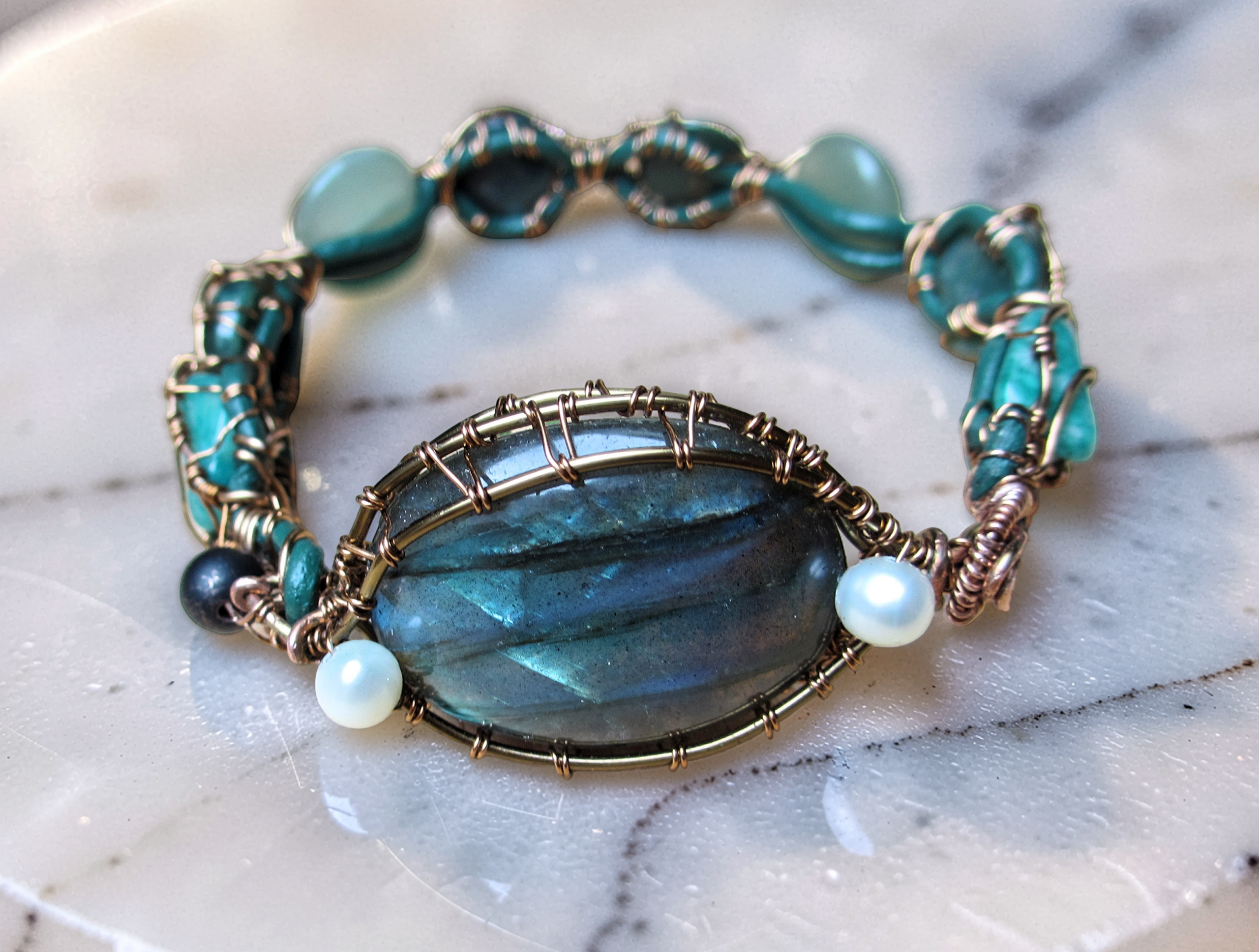 Oval labradorite bracelet copper wire wrapped, green gemstones, leather