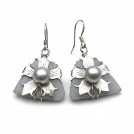 Blue jade silver flower earrings, 2 cm triangle dangles decorated w. silver flowers and white pearls